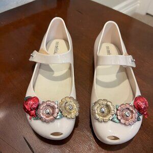 Mini Melissa, size 12